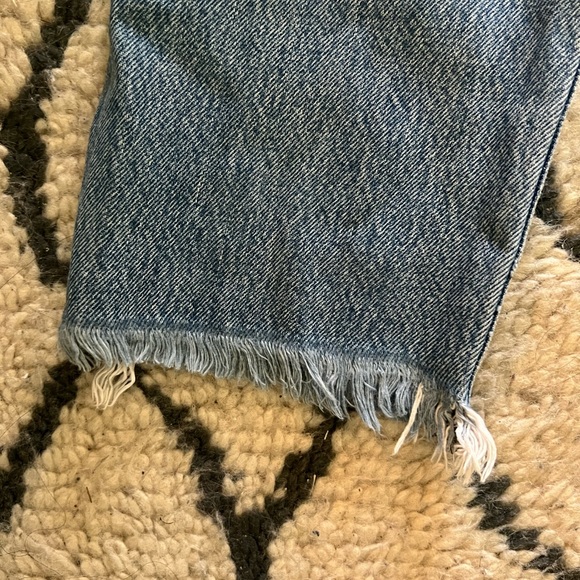 Wedgie Straight Levis - Picture 4 of 7